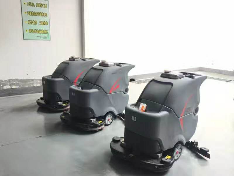 手推式電瓶式洗地機(jī)更能滿足當(dāng)下清潔需求