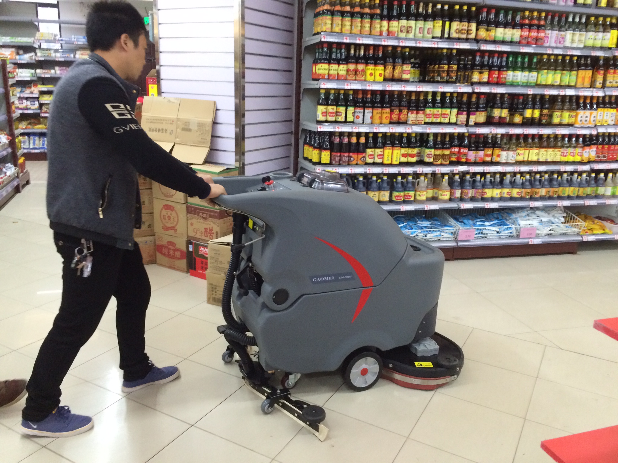 掃地車代替人工清潔的發(fā)展趨勢